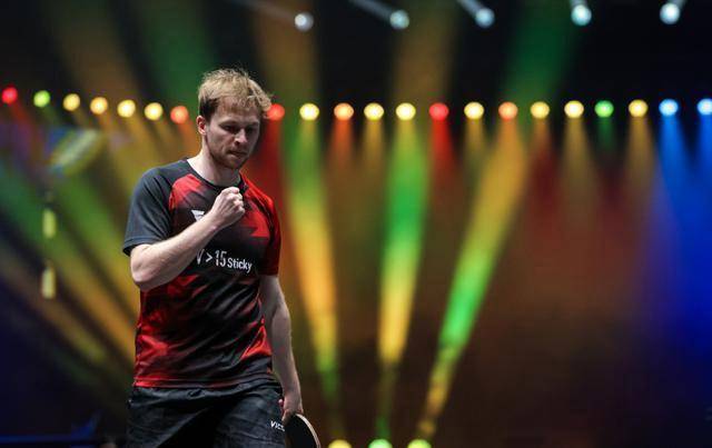 的影响下 的影响下